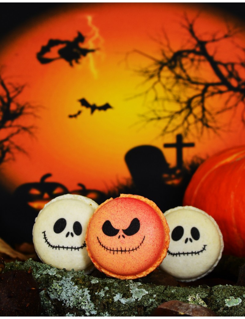 Halloween macaron